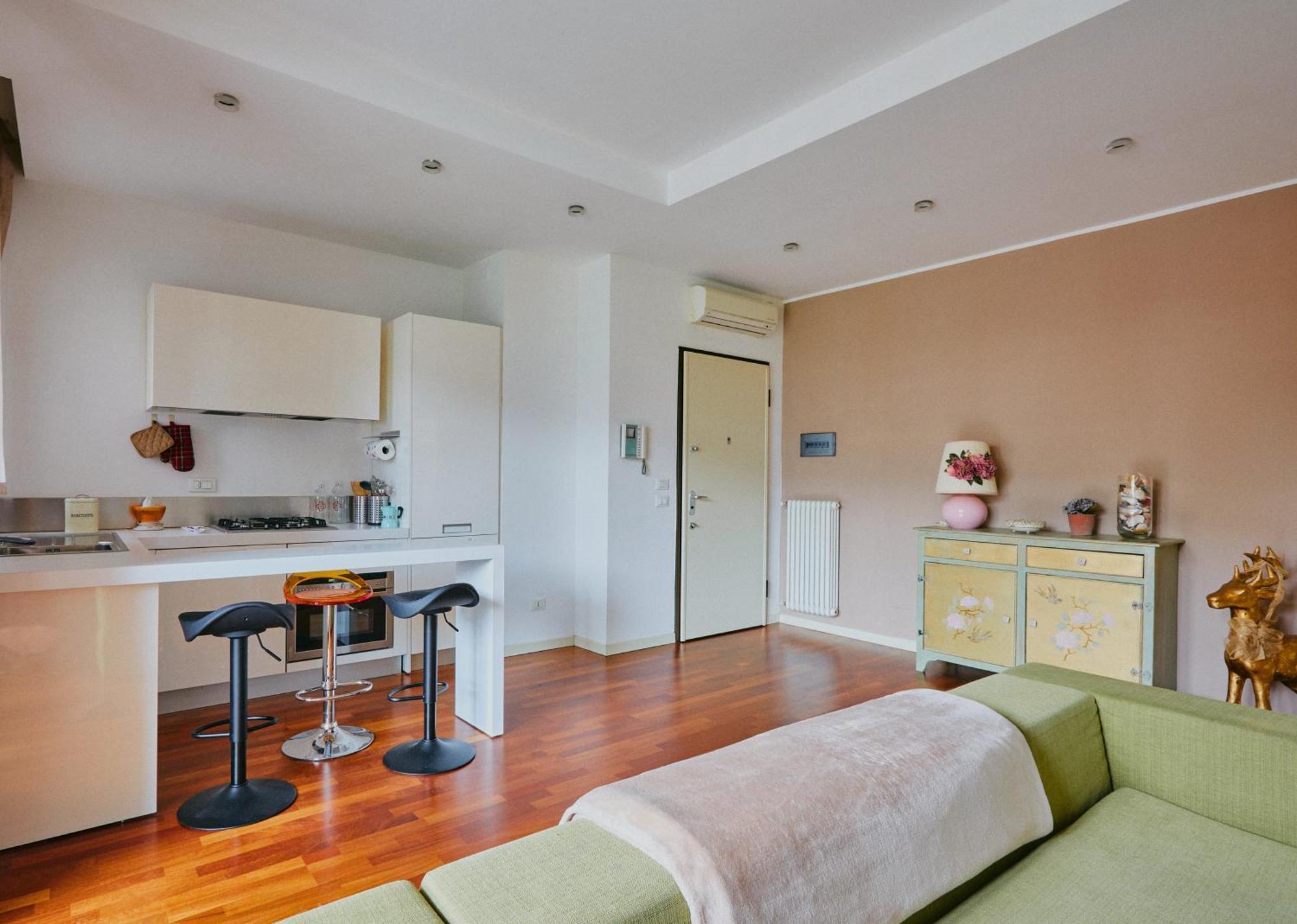 Il Comfort Dello Spazio, In Un Bilocale Milano Ngoại thất bức ảnh
